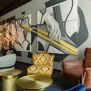 Otel One